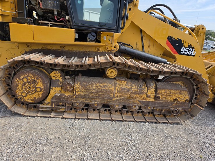 2007-caterpillar-953d-image-69