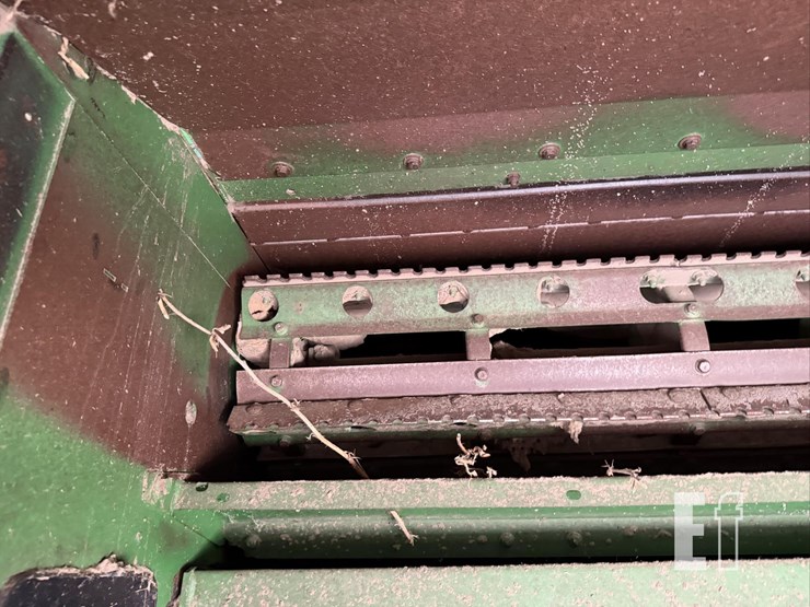 2009-john-deere-9770-sts-image-46