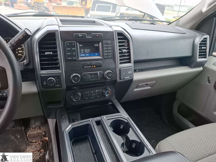 2017-ford-f150-image-12