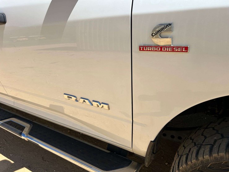 2022-dodge-2500-image-45