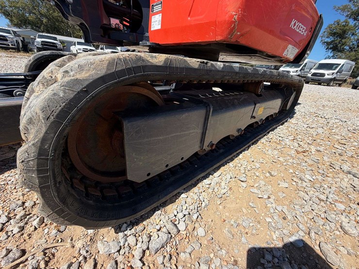 2023-kubota-kx033-4-image-28