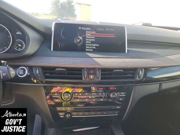 2016-bmw-x5-image-24