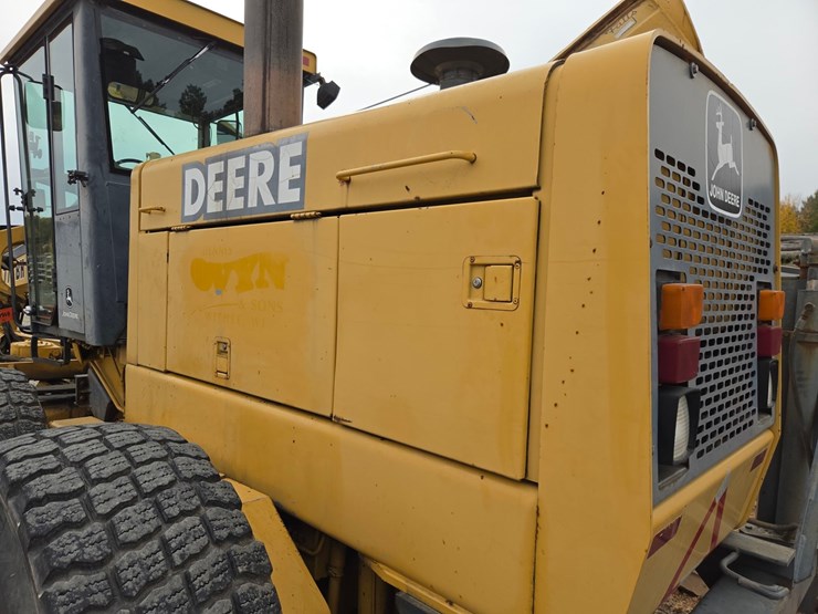deere-772bh-image-41