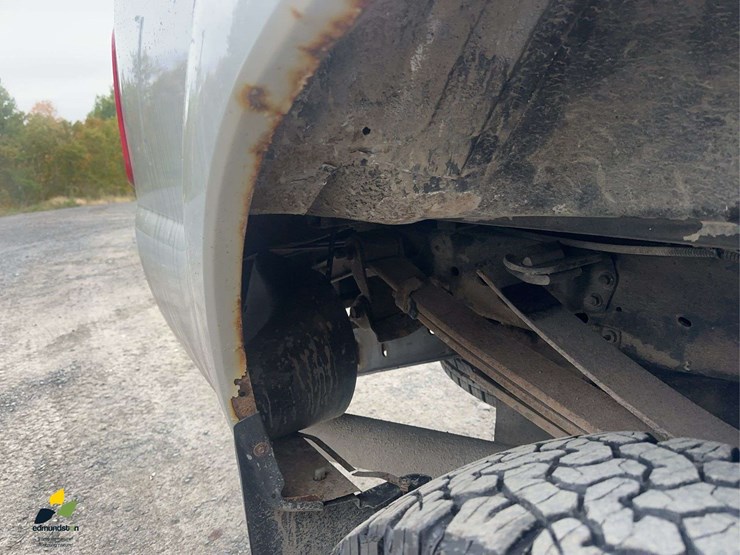 2013-ford-f350-xlt-image-16