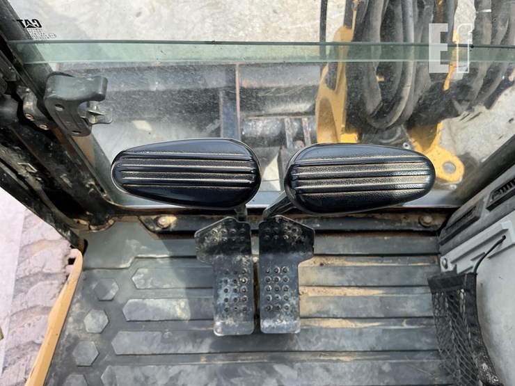 2016-caterpillar-304e2-cr-image-20