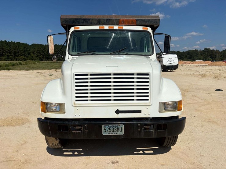 2000-international-4700-image-6