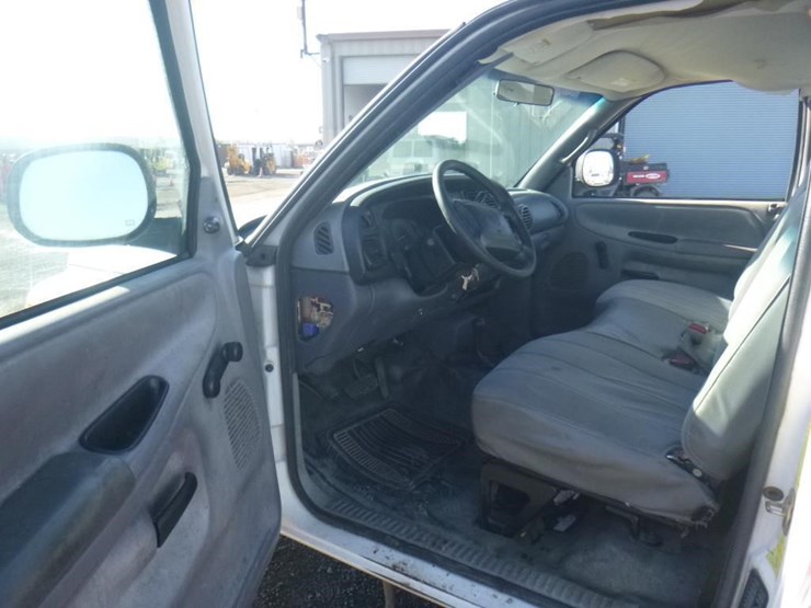 2002-dodge-ram-2500-image-5