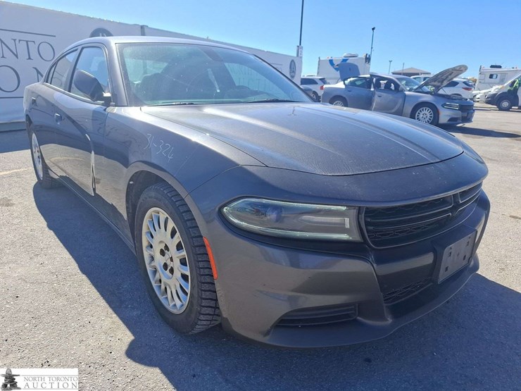 2017-dodge-charger-image-3