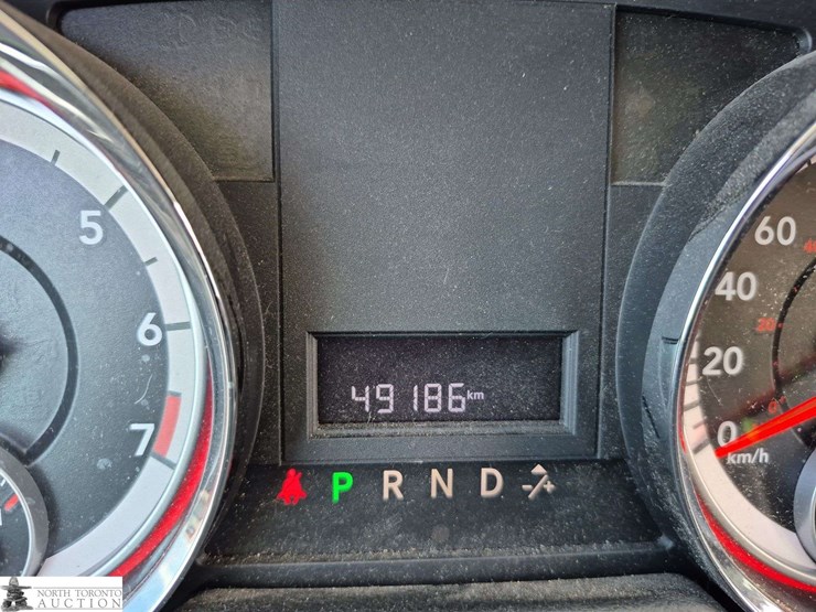 2011-dodge-grand-caravan-se-image-18