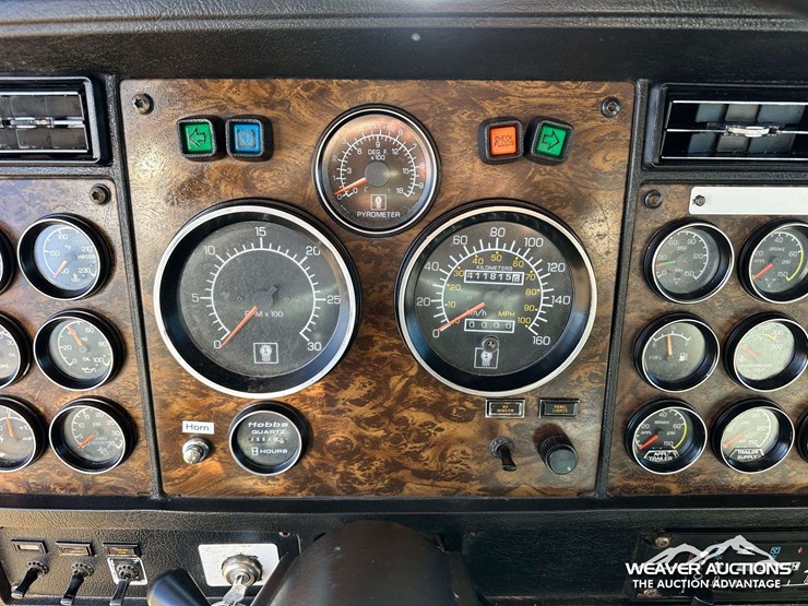 kenworth-t800-image-12