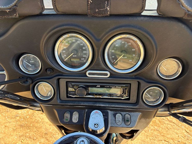 2002-harley-davidson-classic-motorcycle-(64,181-miles)-image-12
