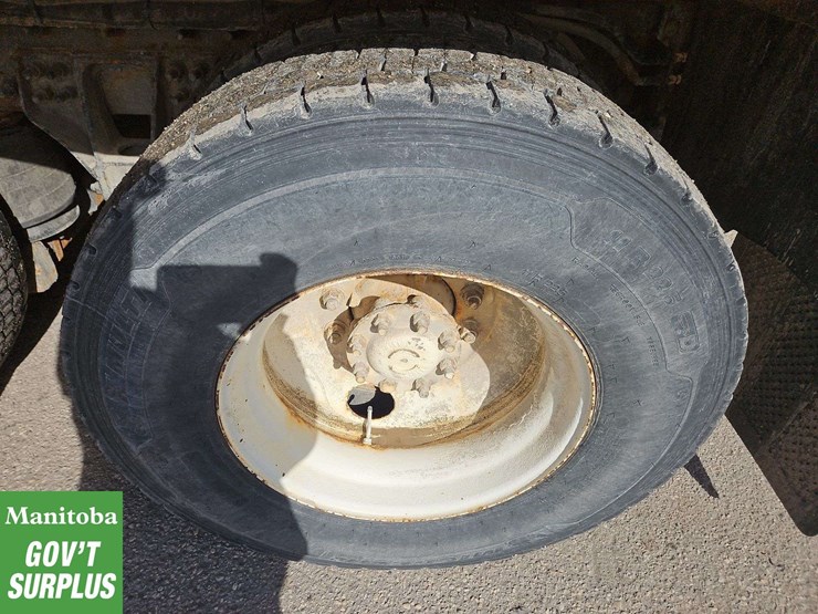 2013-international-workstar-7600-image-11