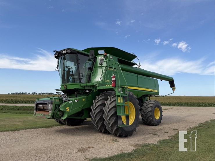 2011-john-deere-9770-sts-image-1