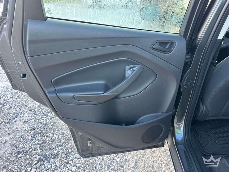 2019-ford-escape-image-23
