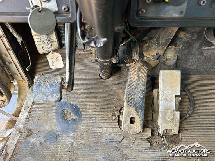 kenworth-t800b-image-17