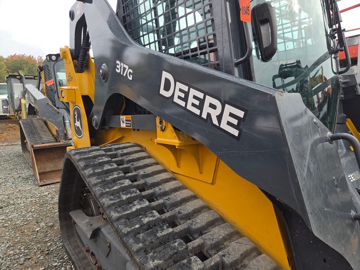 deere-317g-image-16