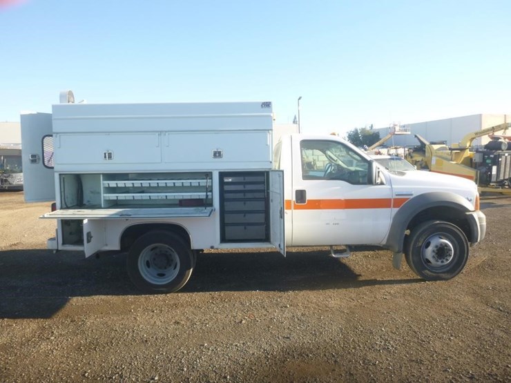 2005-ford-f450-image-9