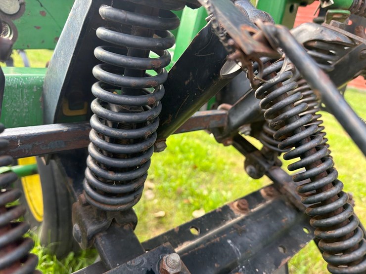 john-deere-777-image-25
