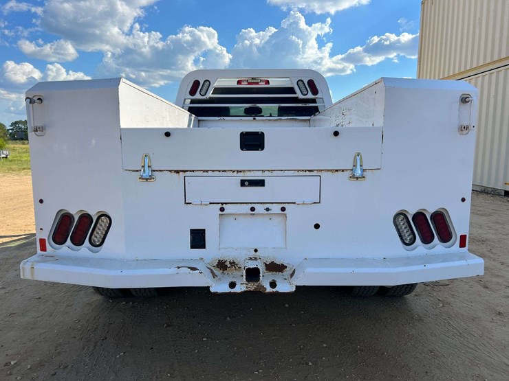 2023-dodge-3500-image-6