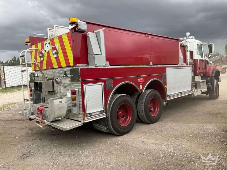 2004-mack-granite-cv713-image-3