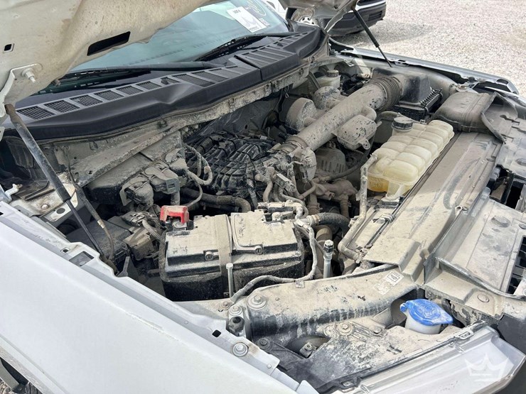 2022-ford-f150-image-8