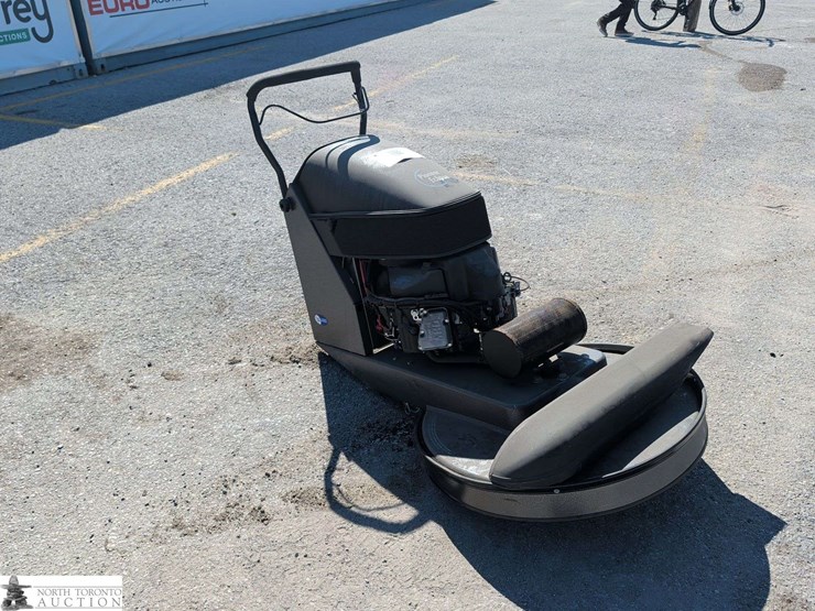 non-operable-2018-power-eclipse-440bu-floor-scrubber-image-3