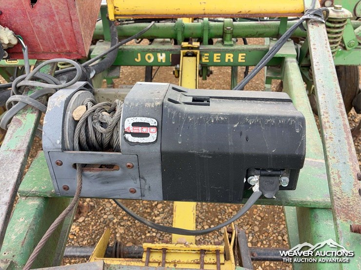 john-deere-41-image-18