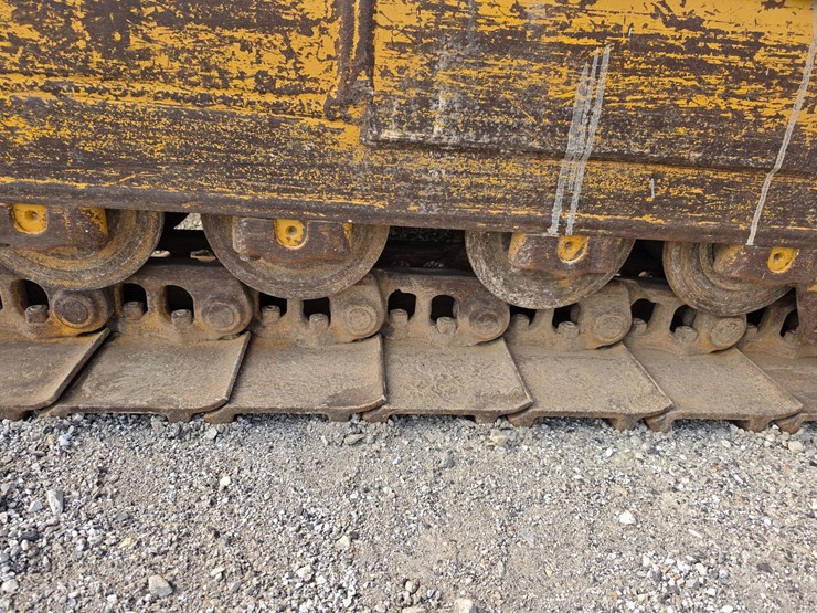 2007-caterpillar-953d-image-66