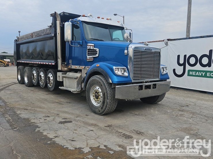 2019-freightliner-122sd-image-9