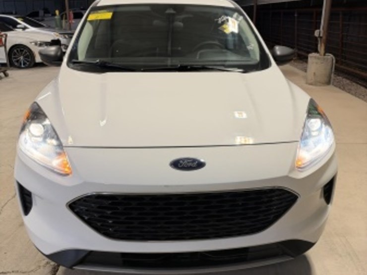 2022-ford-escape-image-3