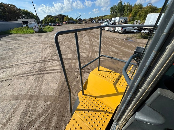 deere-744k-image-46