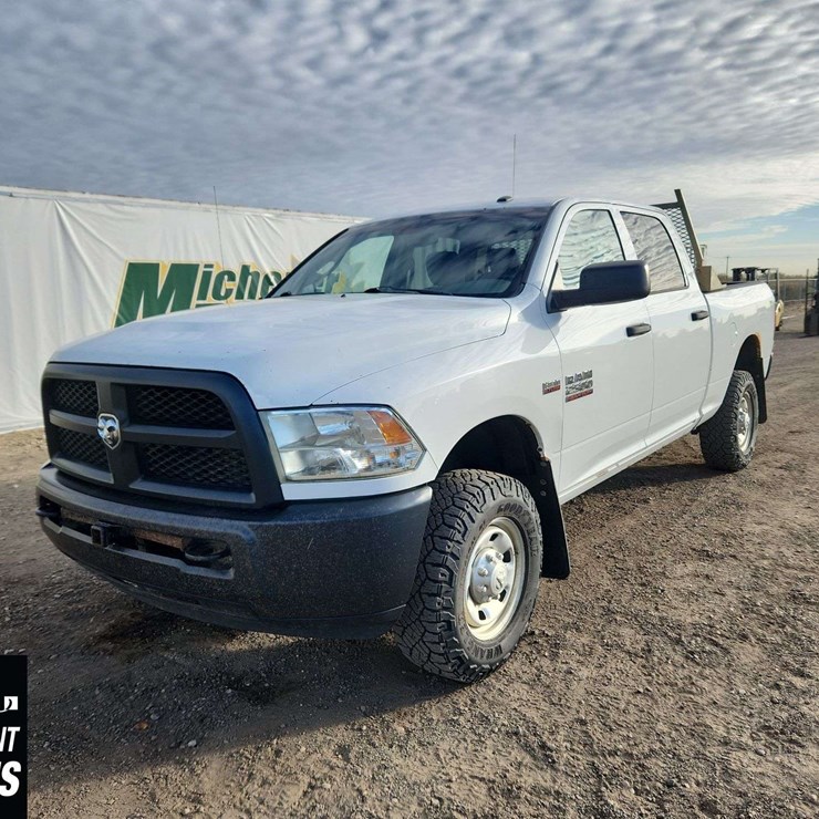 2015 DODGE 2500