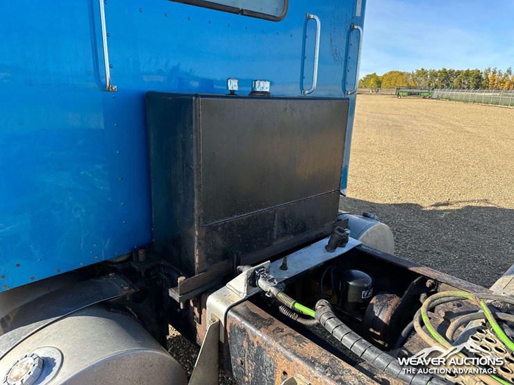 2006-kenworth-w900-image-66