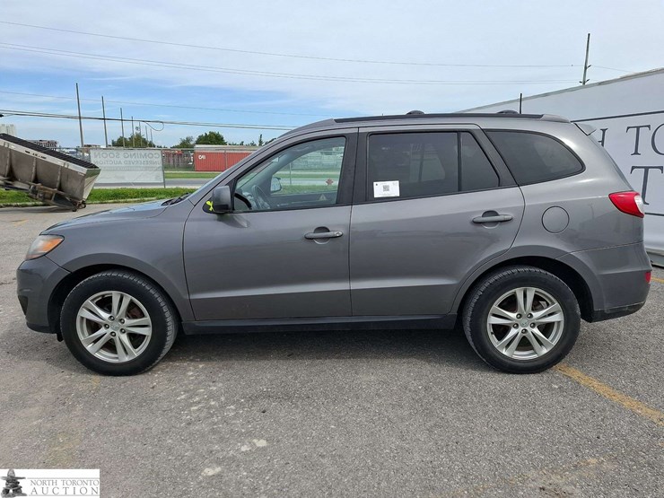 2010-hyundai-santa-fe-image-8