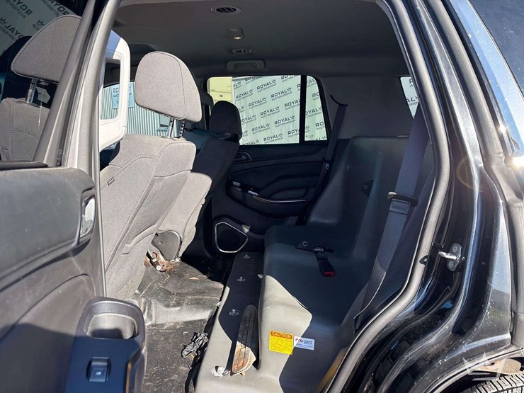 2019-chevrolet-tahoe-image-19