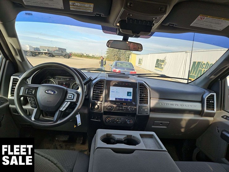 2022-ford-f250-image-23