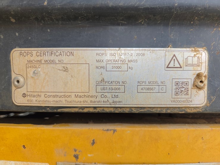2017-deere-245g-lc-image-79