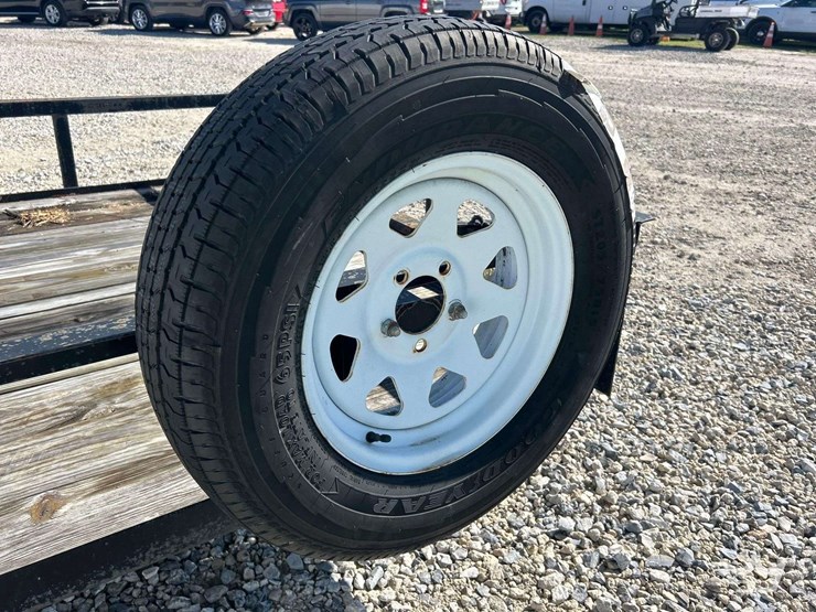 crown-10ft-s/a-utility-trailer-image-11
