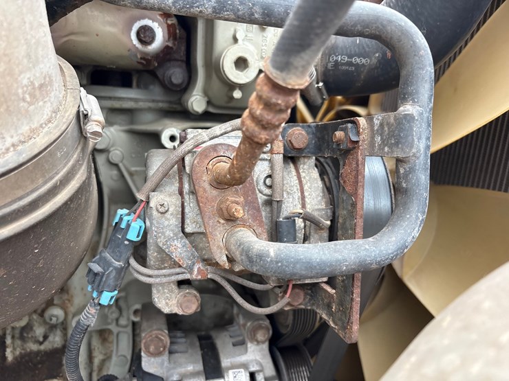 2013-western-star-4900sa-image-44