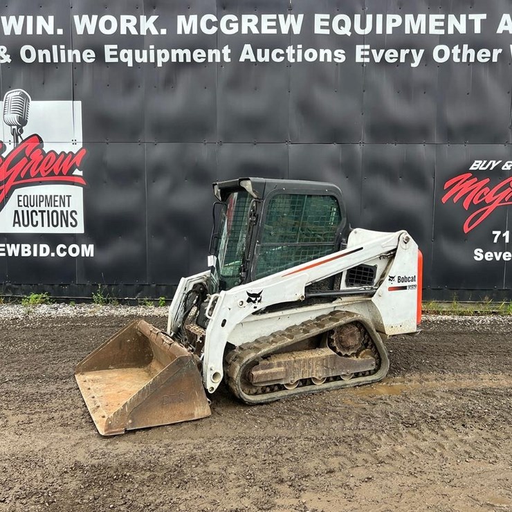 2015 BOBCAT T450