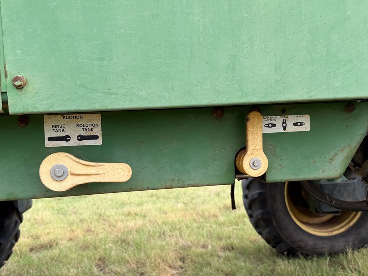 2010-john-deere-4830-image-67