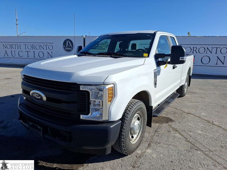 2018-ford-f350-image-1