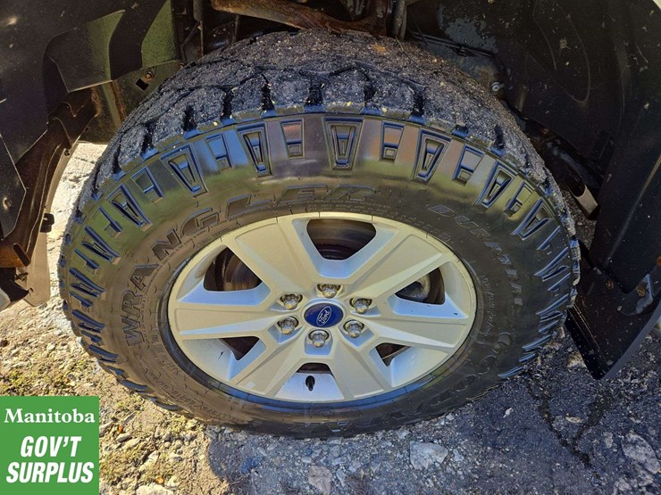 2016-ford-f150-image-13