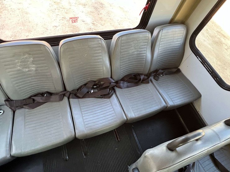 2006-ford-e350-image-32