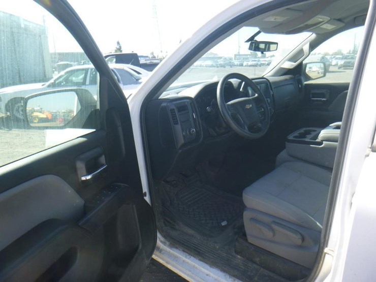 2017-chevrolet-1500-image-5