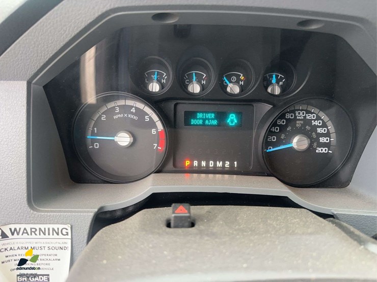 2013-ford-f350-xlt-image-26