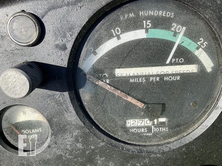 john-deere-3020-image-6