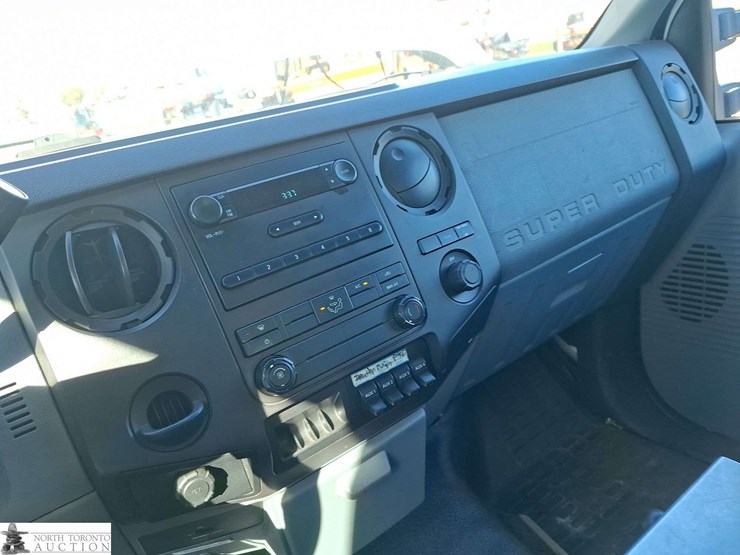 2011-ford-f350-image-12