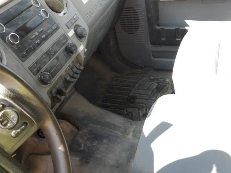 2015-ford-f450-image-28