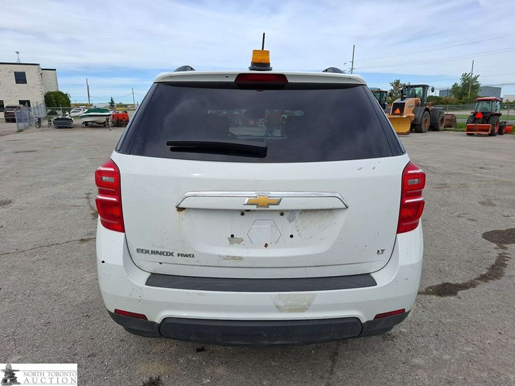 2017-chevrolet-equinox-image-6